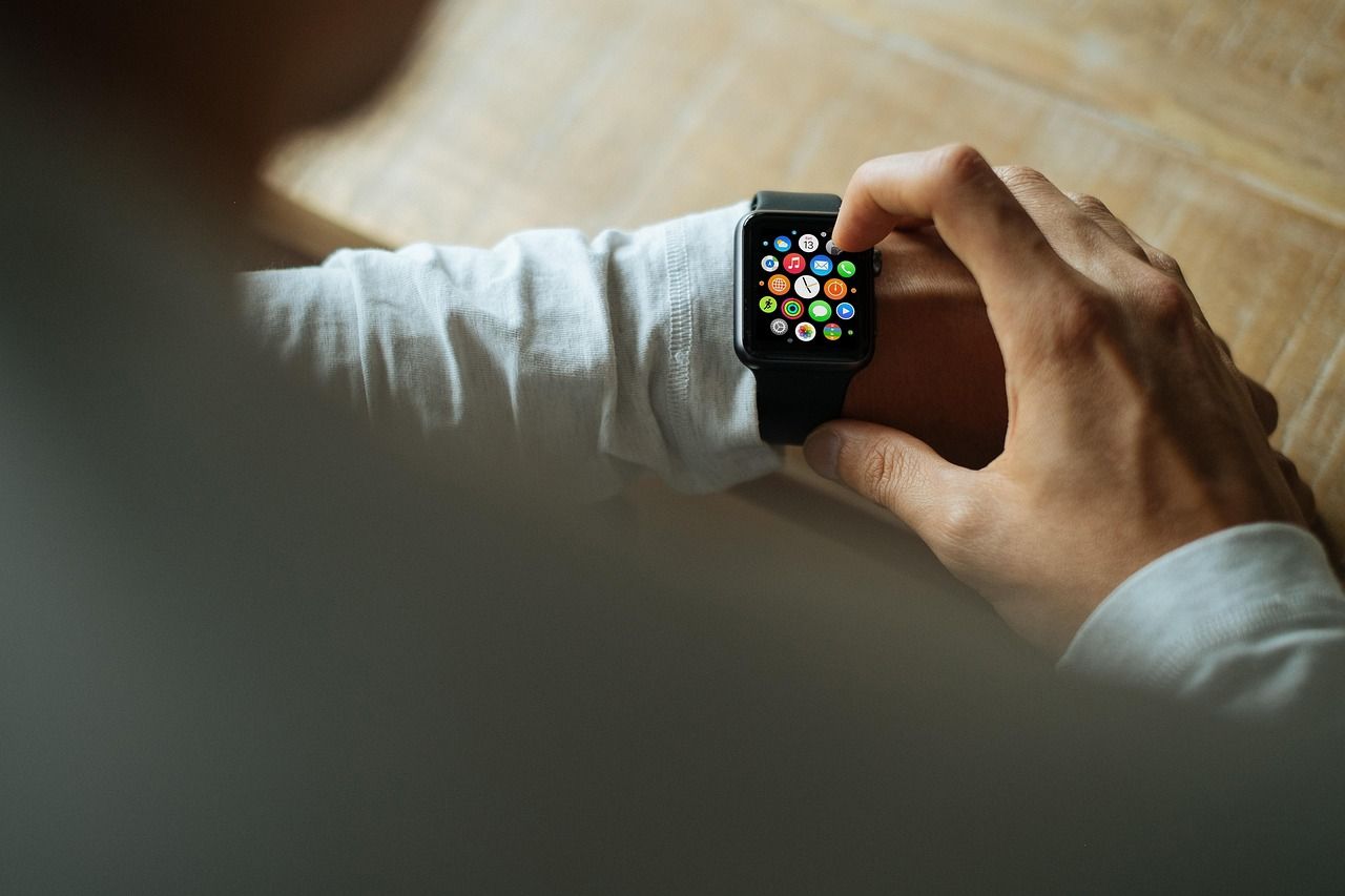 entdecken sie die neuesten wearables, die ihr leben smarter und vernetzter machen. innovative technologien für fitness, gesundheit und alltag.