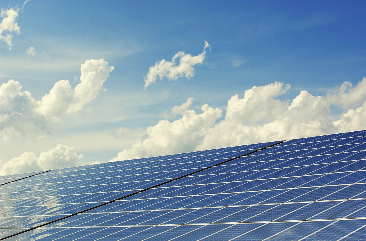 Fortschritte bei erneuerbaren Energietechnologien