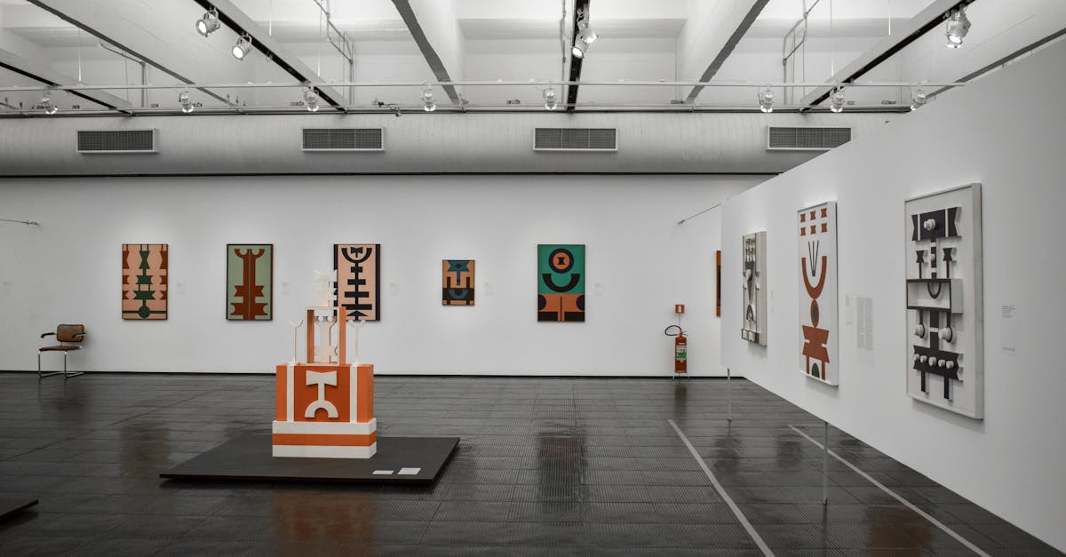 entdecken sie die faszinierende kunstszene mit ihren vielfältigen ausdrucksformen, angesagten künstlern und innovativen galerien. lassen sie sich von inspirierenden veranstaltungen und ausstellungen mitreißen!
