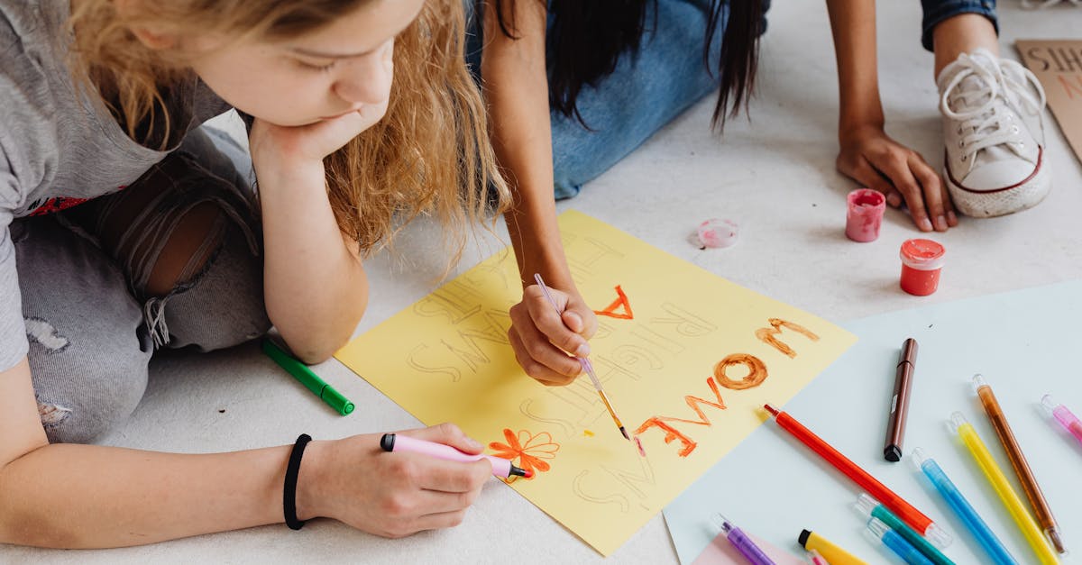 entdecken sie inspirierende gemeinschafts-kunstprojekte, die kreativität fördern und das zusammengehörigkeitsgefühl stärken. lassen sie sich von lokalen talenten und deren einzigartigen kunstwerken begeistern!